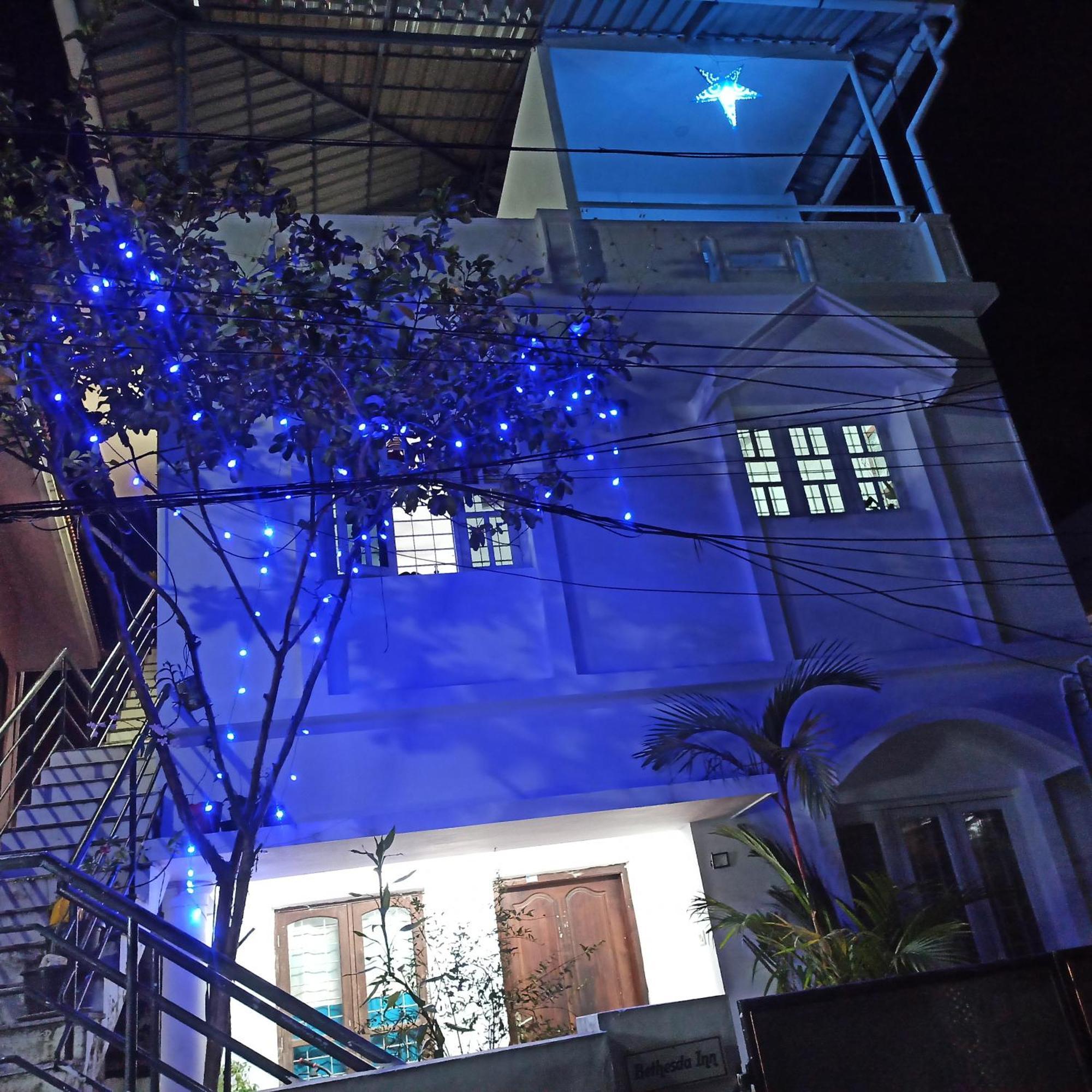 Bethesda Inn Kochi Esterno foto