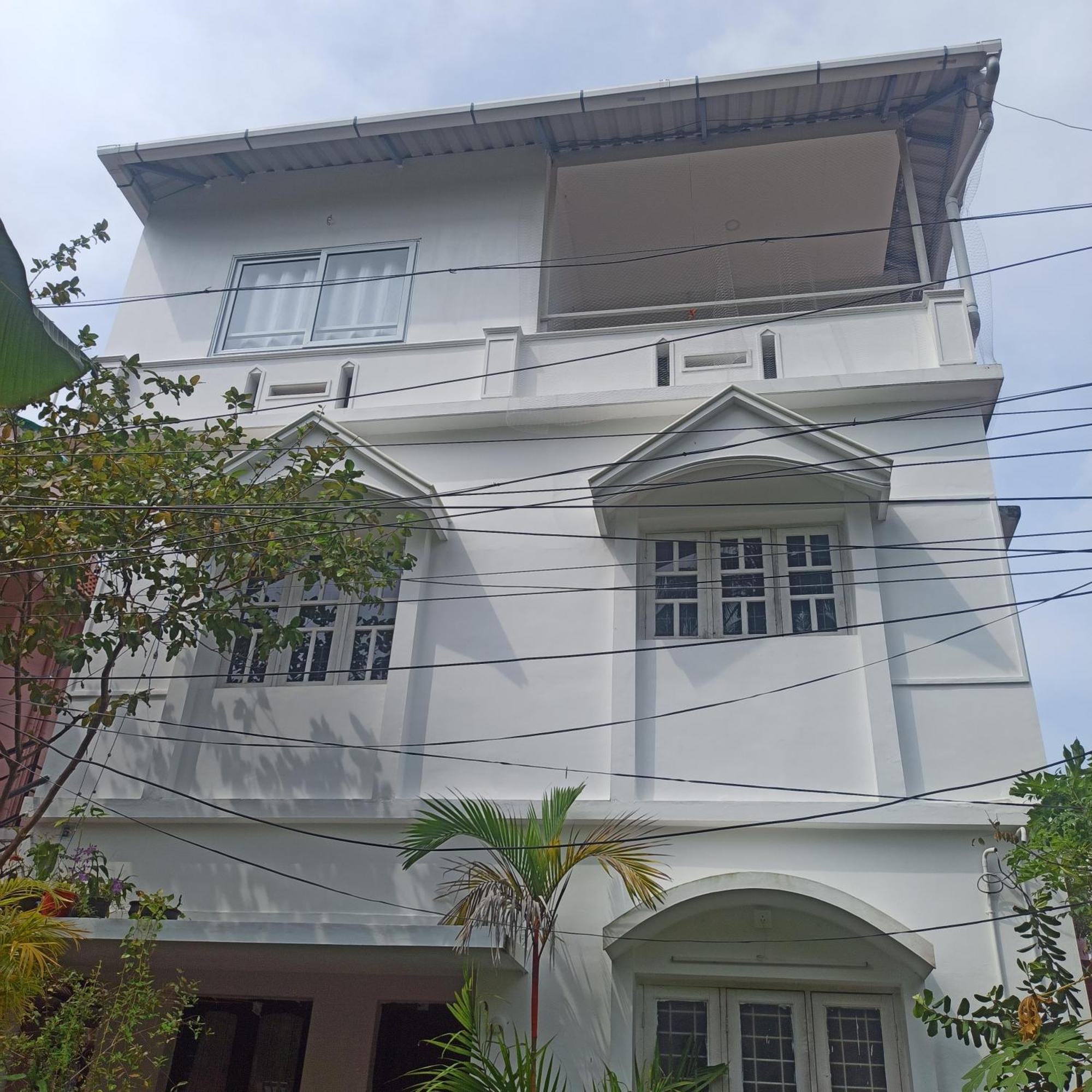 Bethesda Inn Kochi Esterno foto