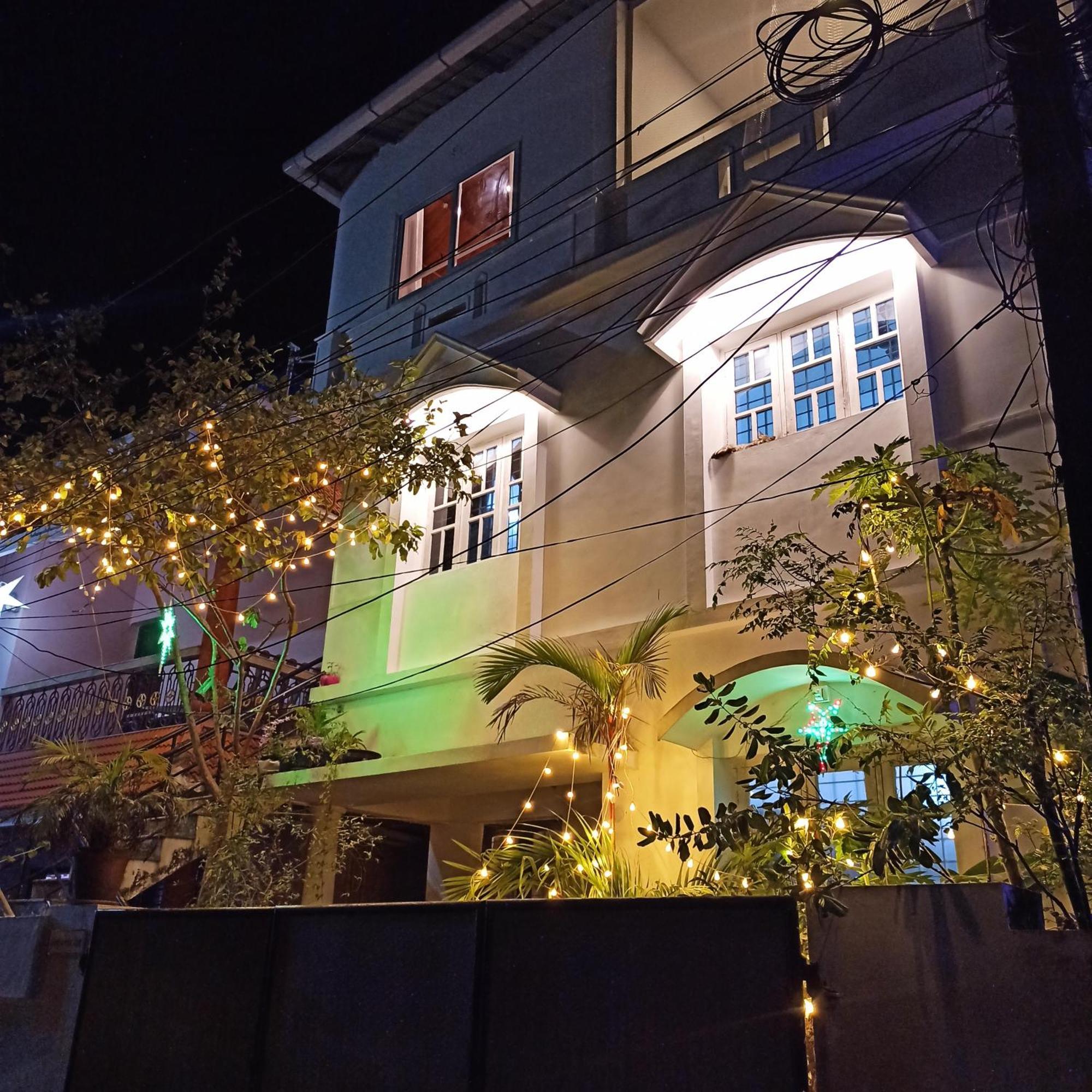 Bethesda Inn Kochi Esterno foto