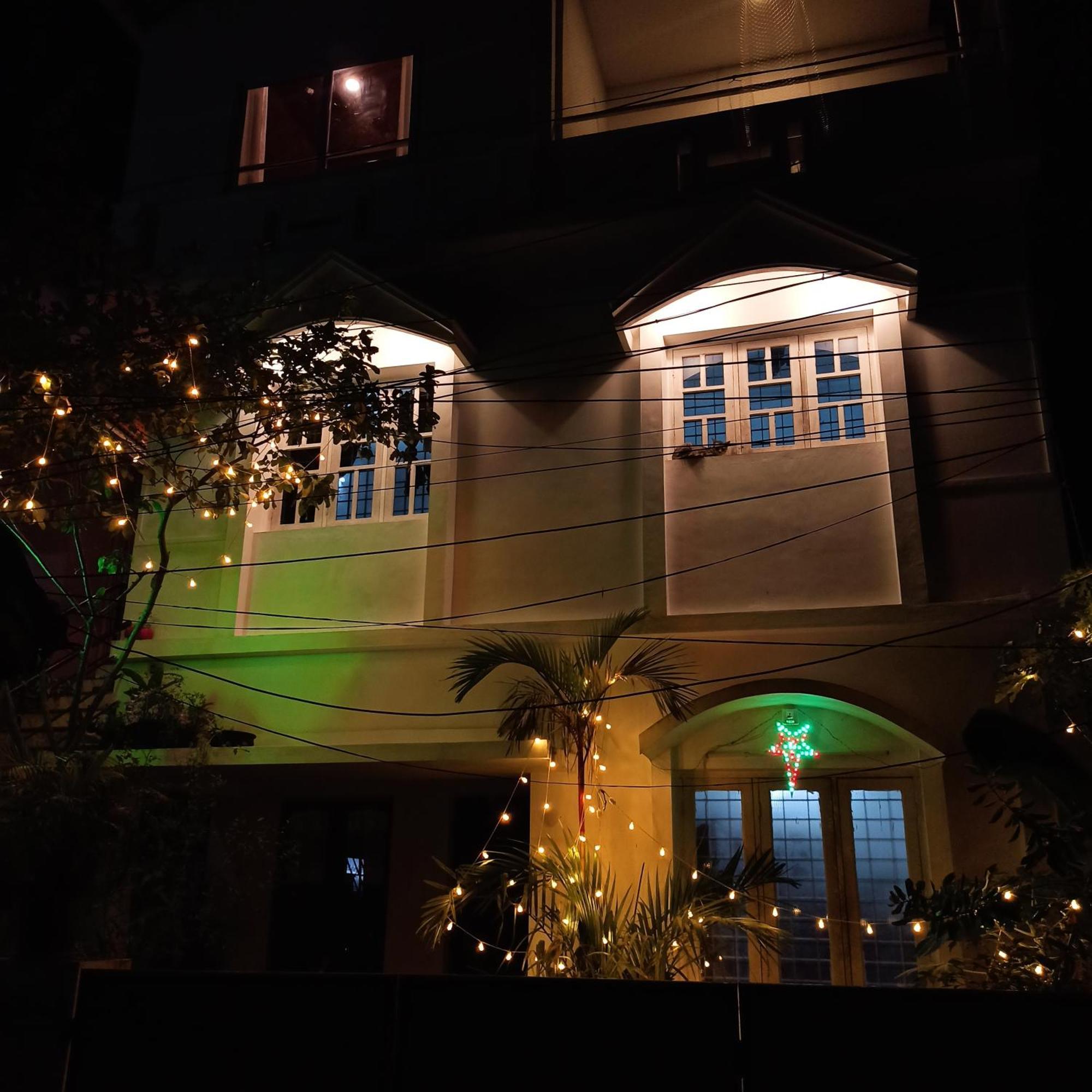 Bethesda Inn Kochi Esterno foto